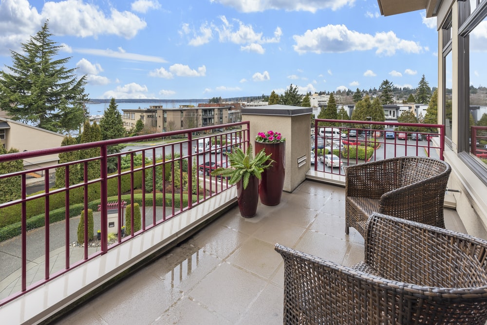 balcony with view