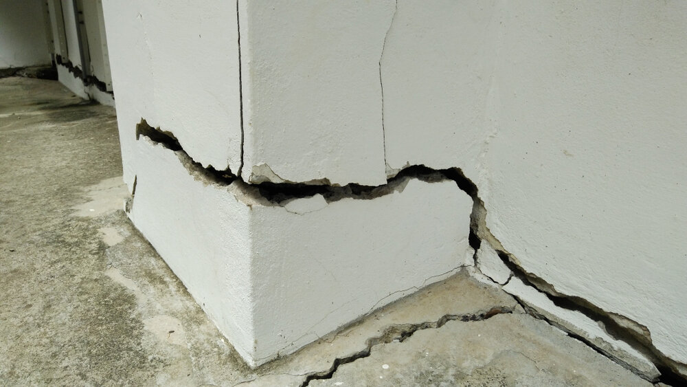 how to prevent foundation from cracking